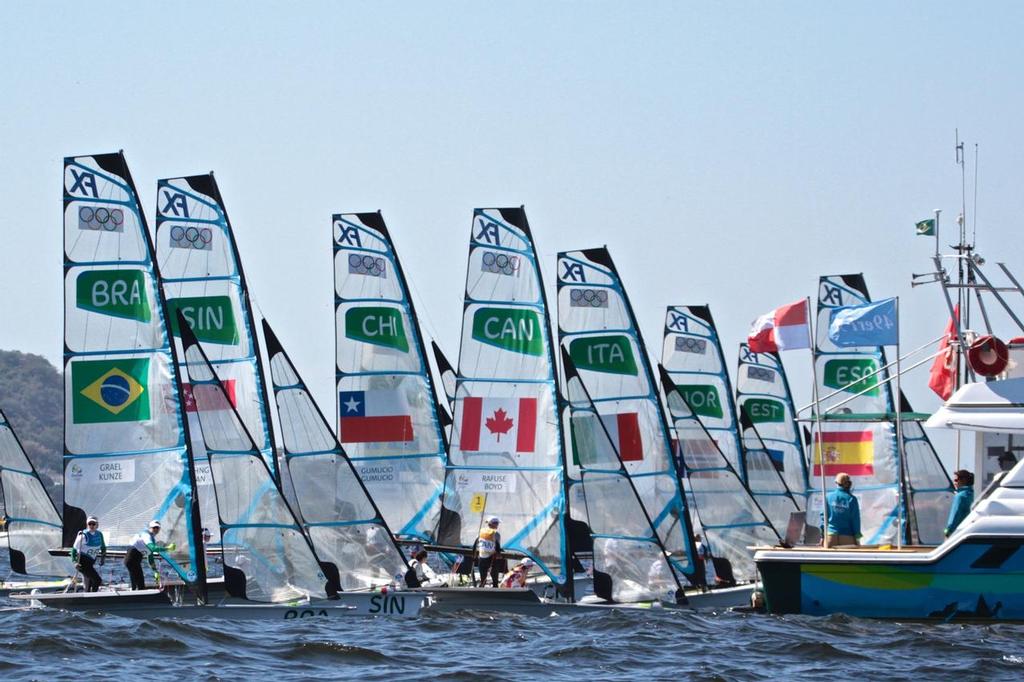 49erFX fleet race start 2016 Olympics. © Richard Gladwell www.photosport.co.nz